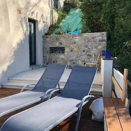 Villa Fosdinovo 5-Bed Villa- A Tranquil Retreat
